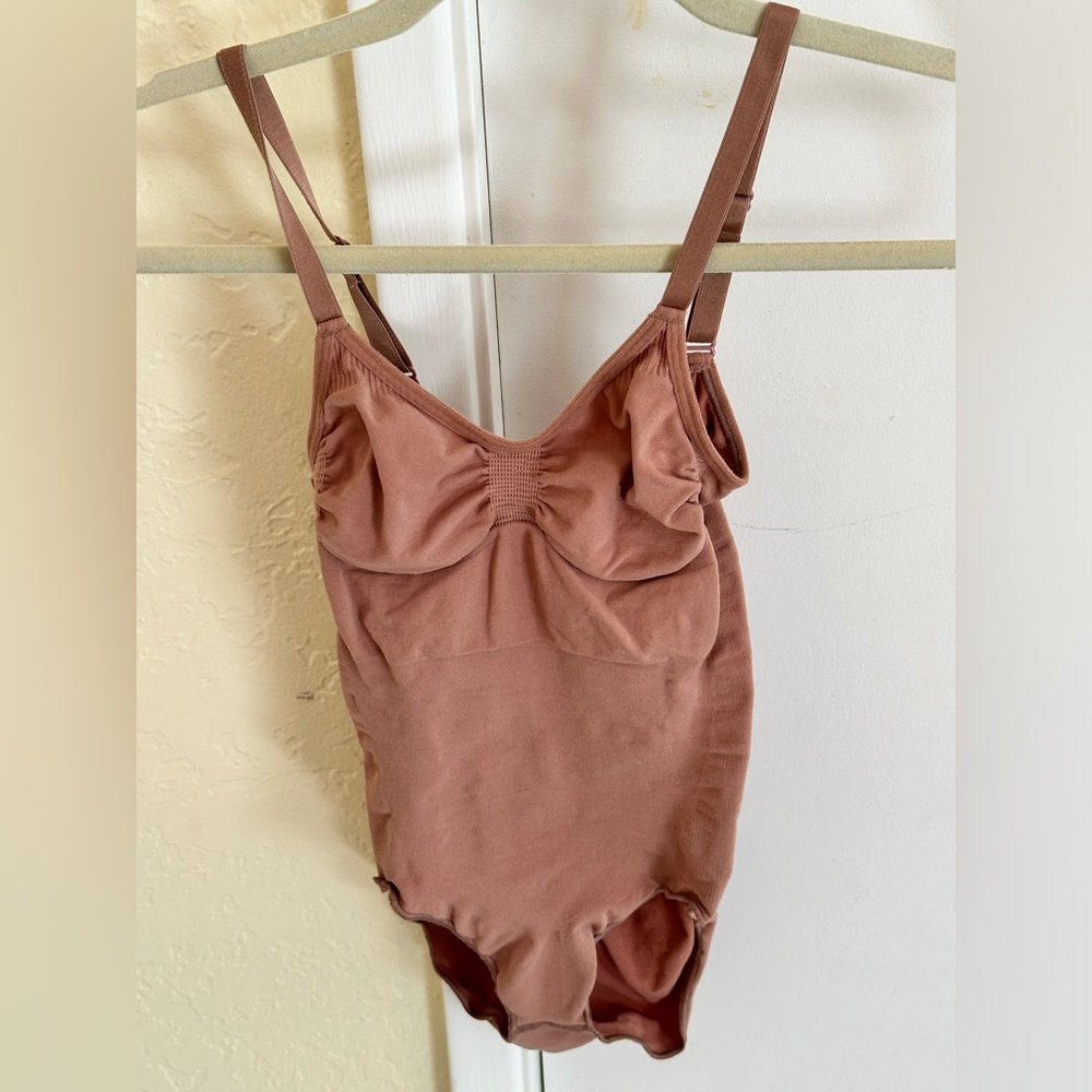 SKIMS Bodysuit